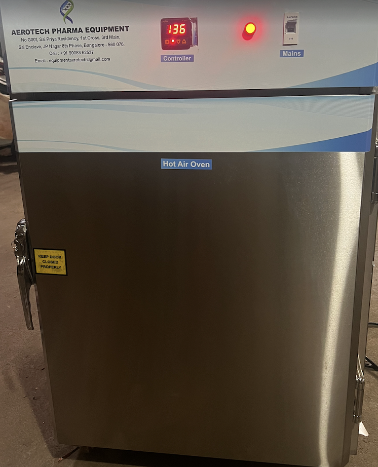 Laboratory hot air oven installation